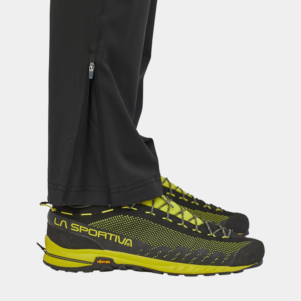 patagonia-altivia-trail-pants-reg-black-04.jpg