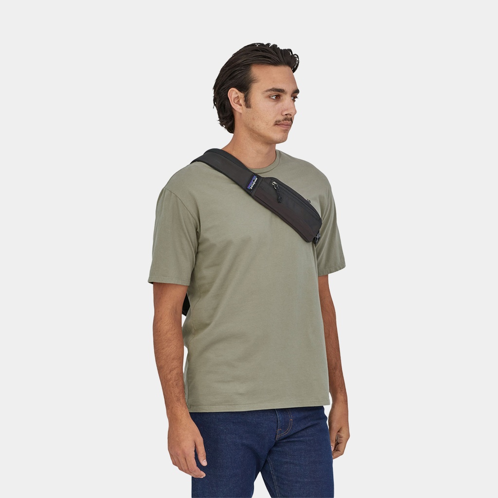 Atom Sling 8L Black