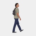 Atom Sling 8L Black