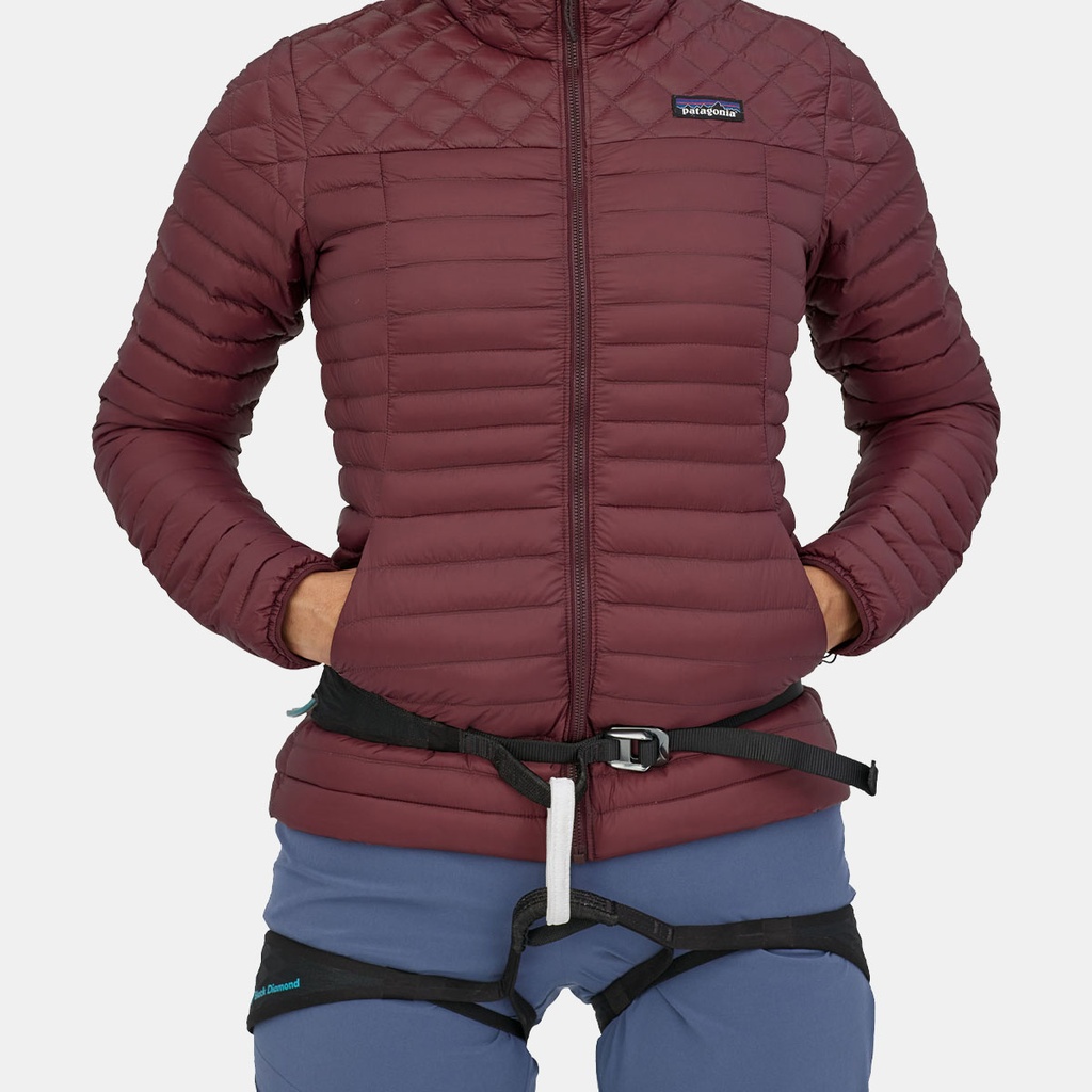 Patagonia-alplight-down-jacket-women-dark-ruby-04.jpg