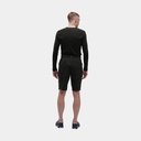 on-running-explorer-shorts-black-04.jpg