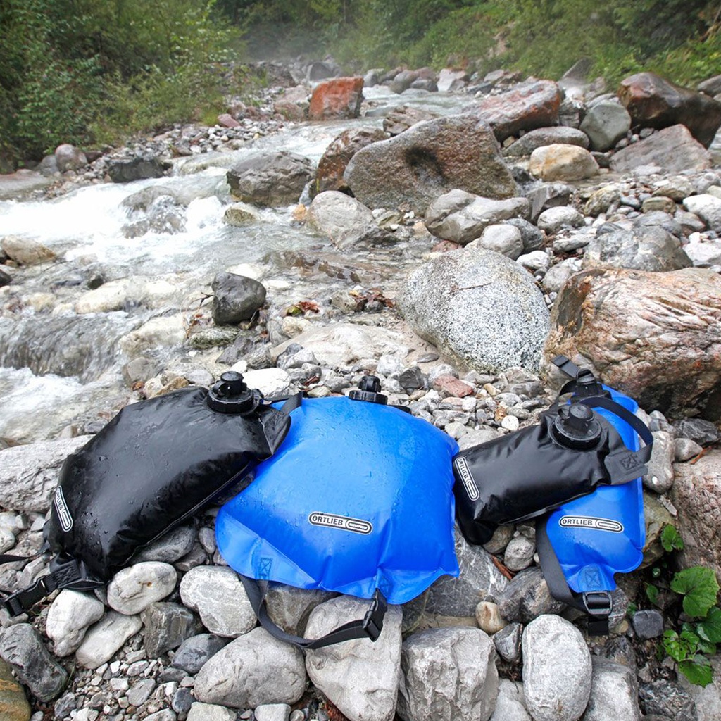 ortlieb-waterbag-black-2l-03.jpg