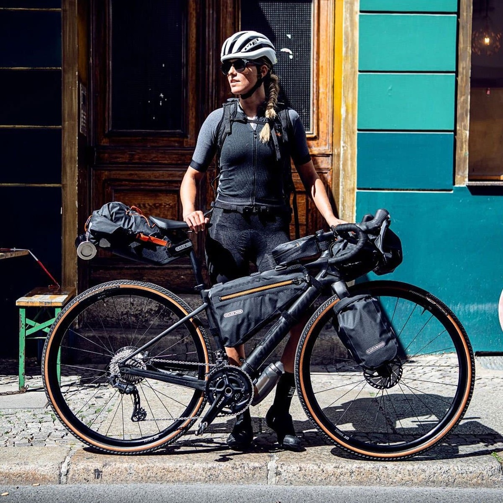 Frame Pack 4L Black / Matt