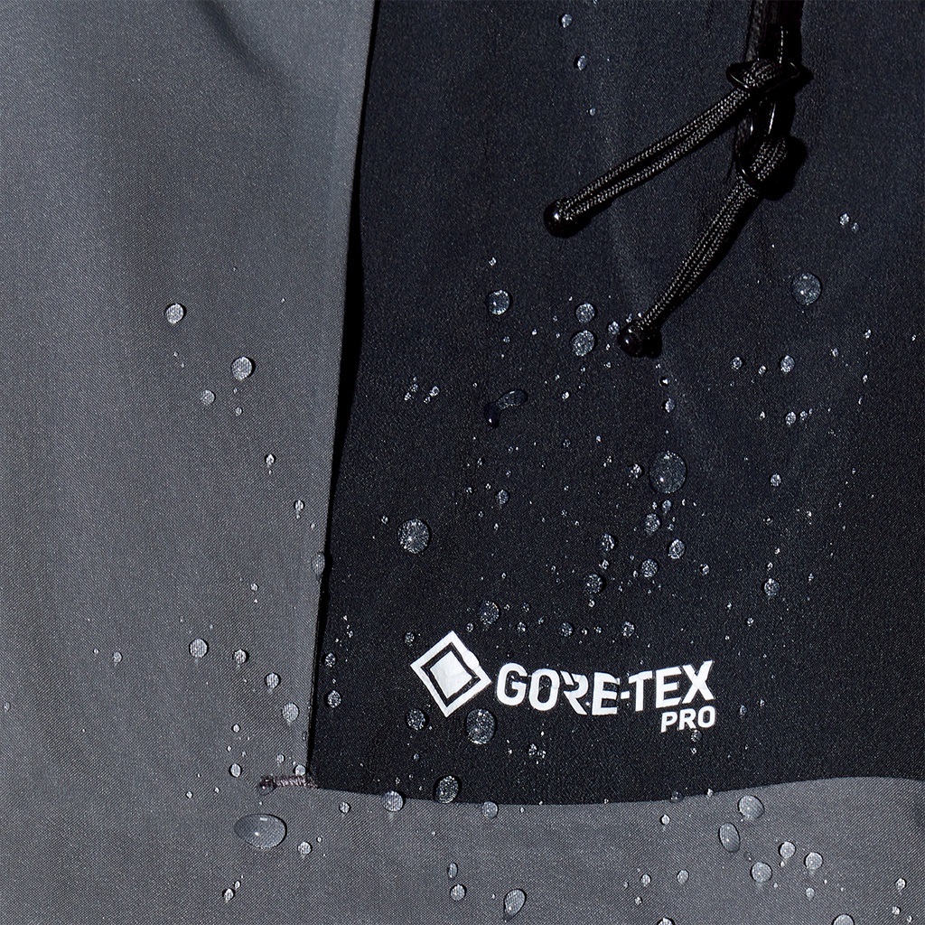 Mountain Guide GTX Pro Jacket (2022) Grey Pinstripe / Jet Black