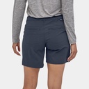 Quandary Shorts 7″ Women New Navy