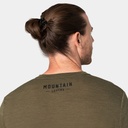 Skiing Bear Tee Olive Night Melange / Jet Black