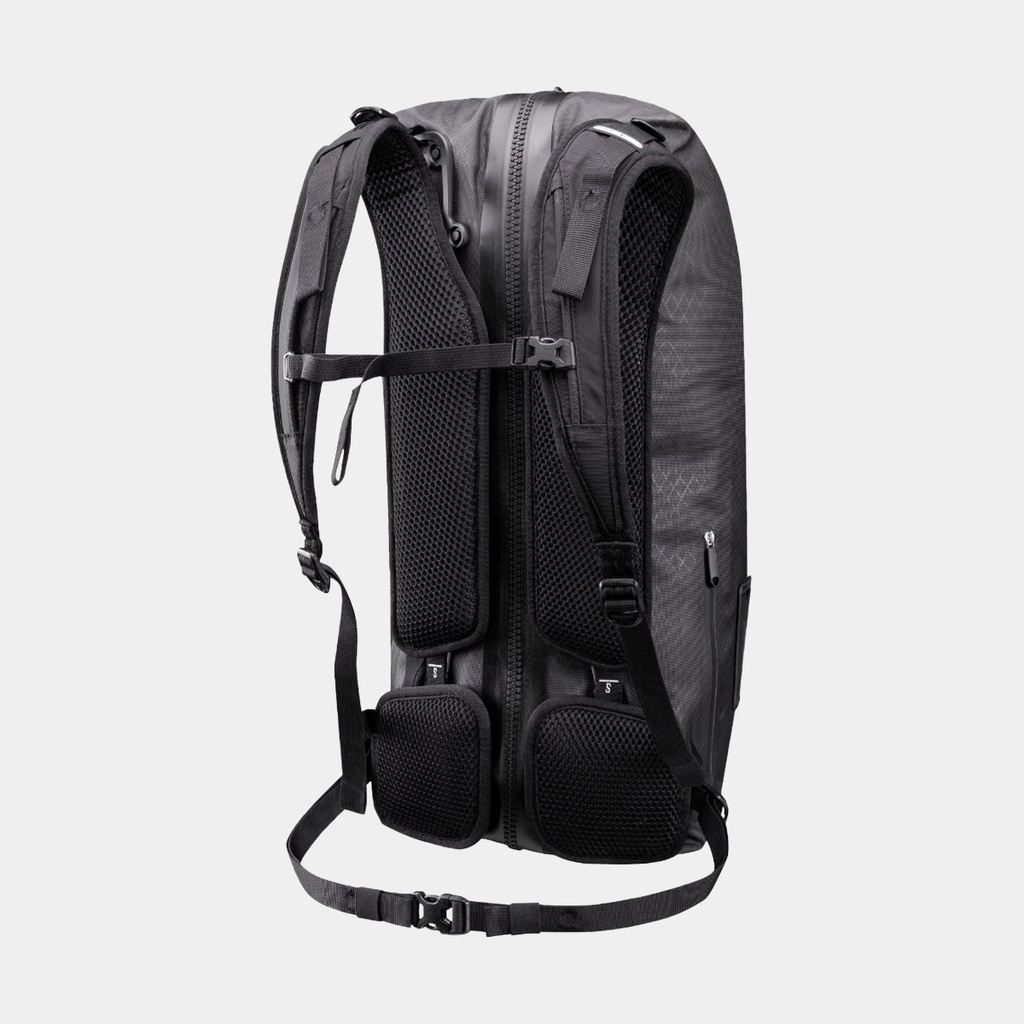 Atrack Metrosphere 34L Black / Embossed