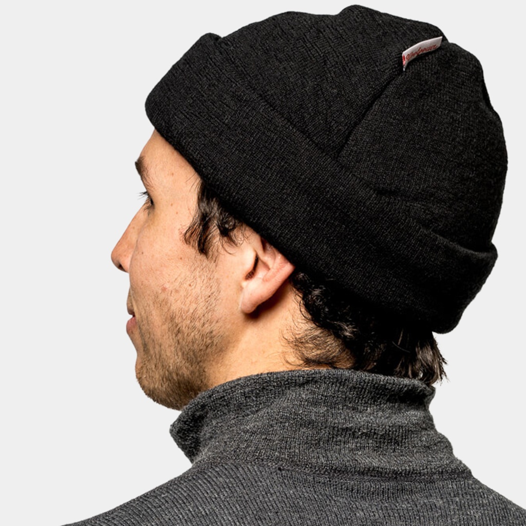 Cap 400 Black