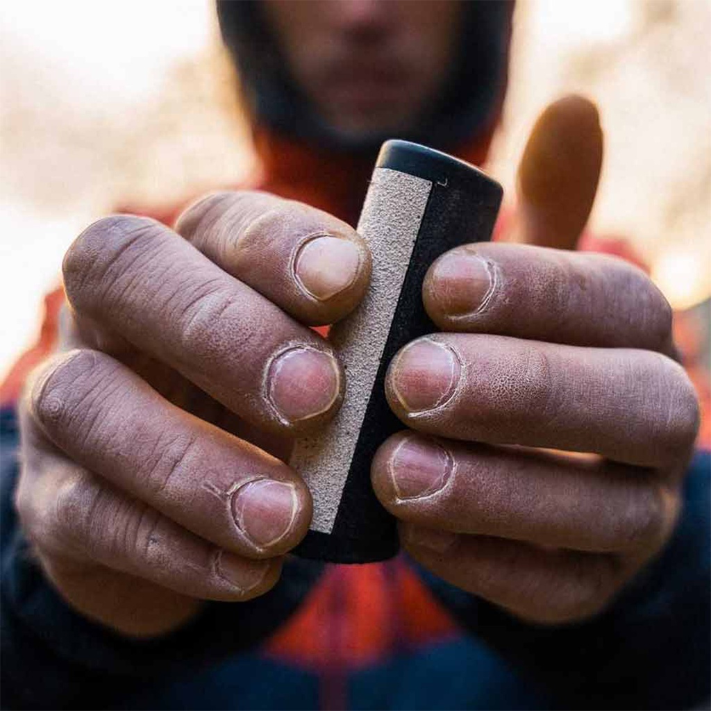 Taco Climbing Finger Sanding Block Black