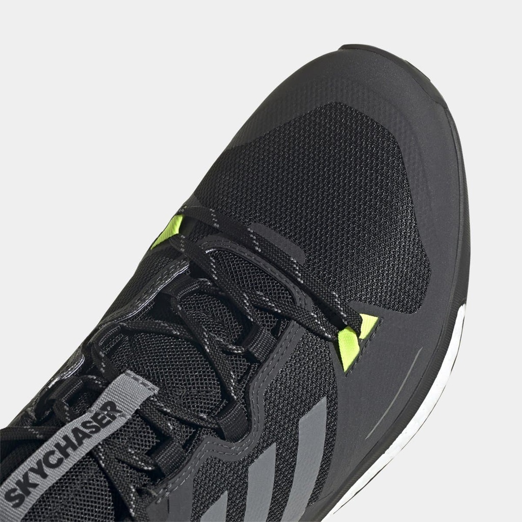 Terrex Skychaser 2  Core Black / Grey Three / Solar Yellow