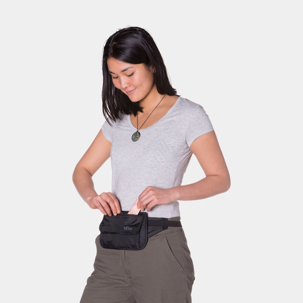 Skin Waist Pouch Black