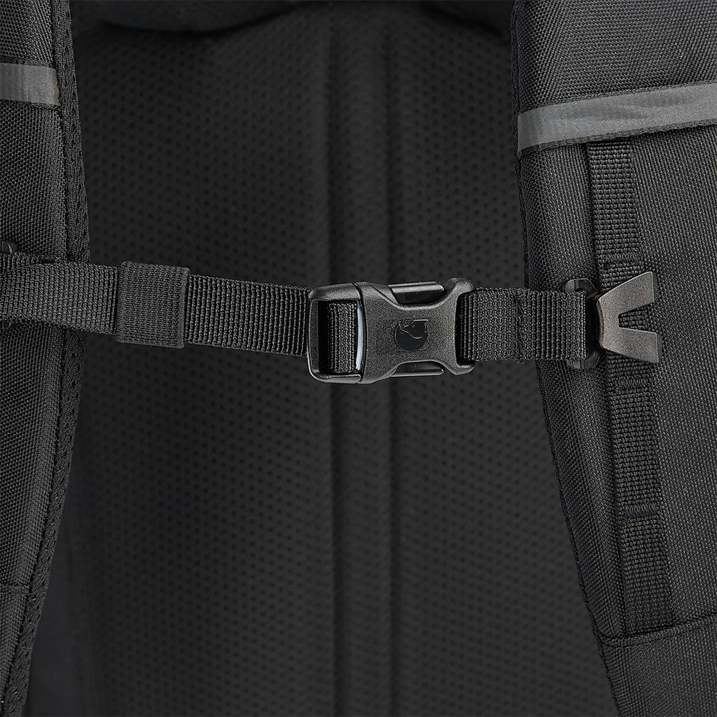 Skule 20 Black