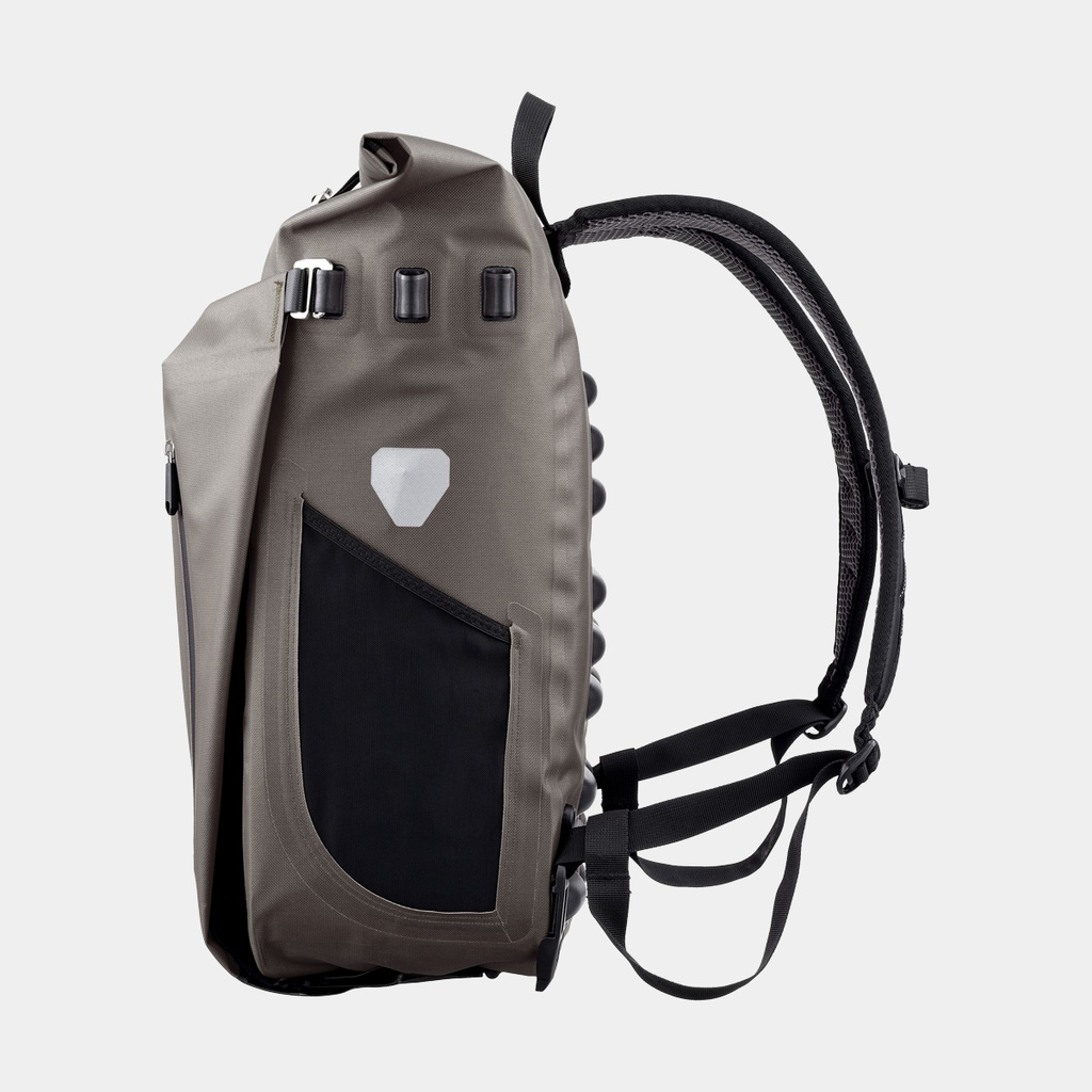 Seat Pack 11L Dark / Sand