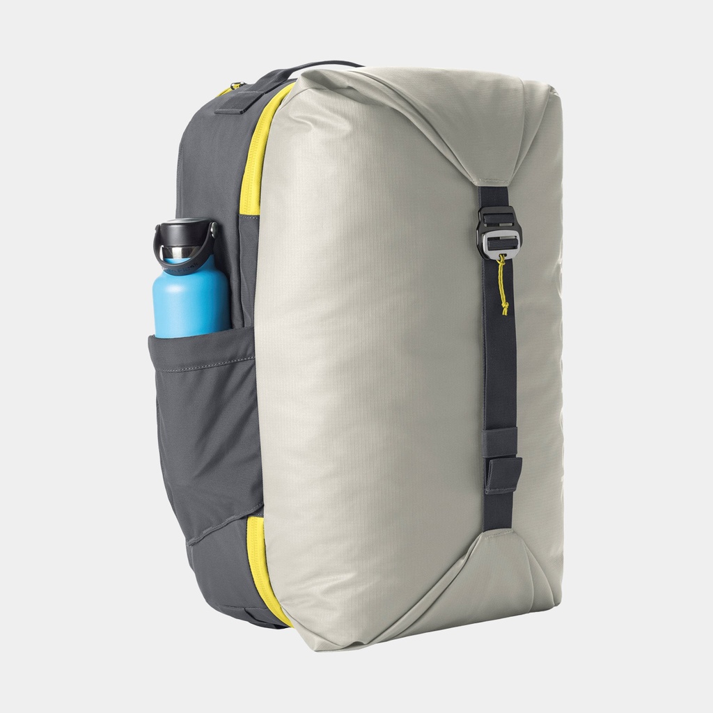 Tour Travel Pack 40L Black