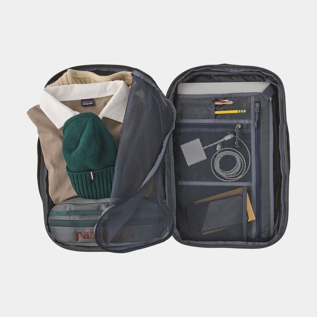 Black Hole Duffel 70L Current Blue
