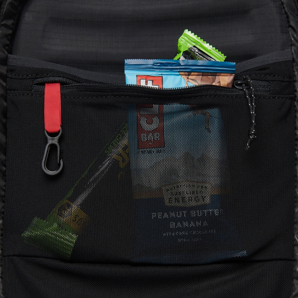 Distance 15 Backpack Black