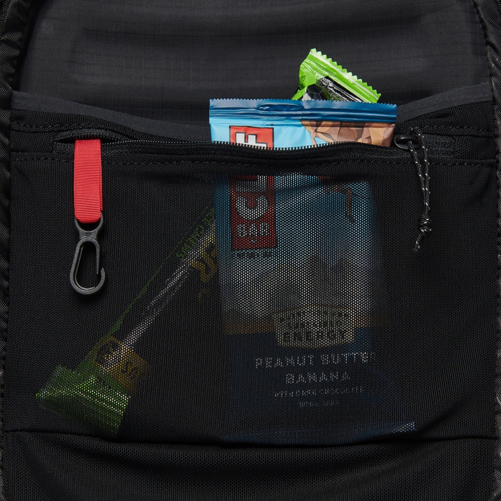 Distance 15 Backpack Black