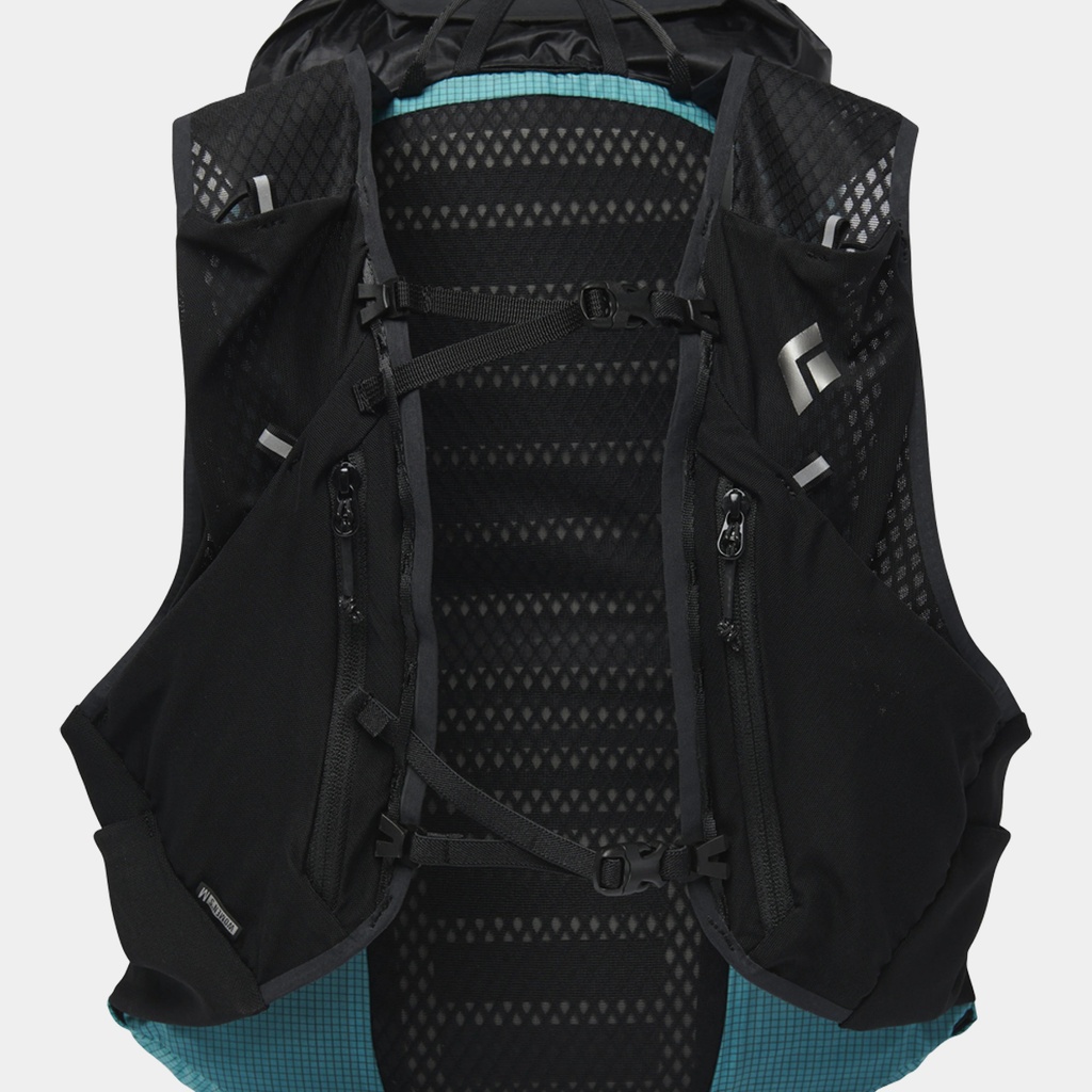 Distance 15 Backpack Black