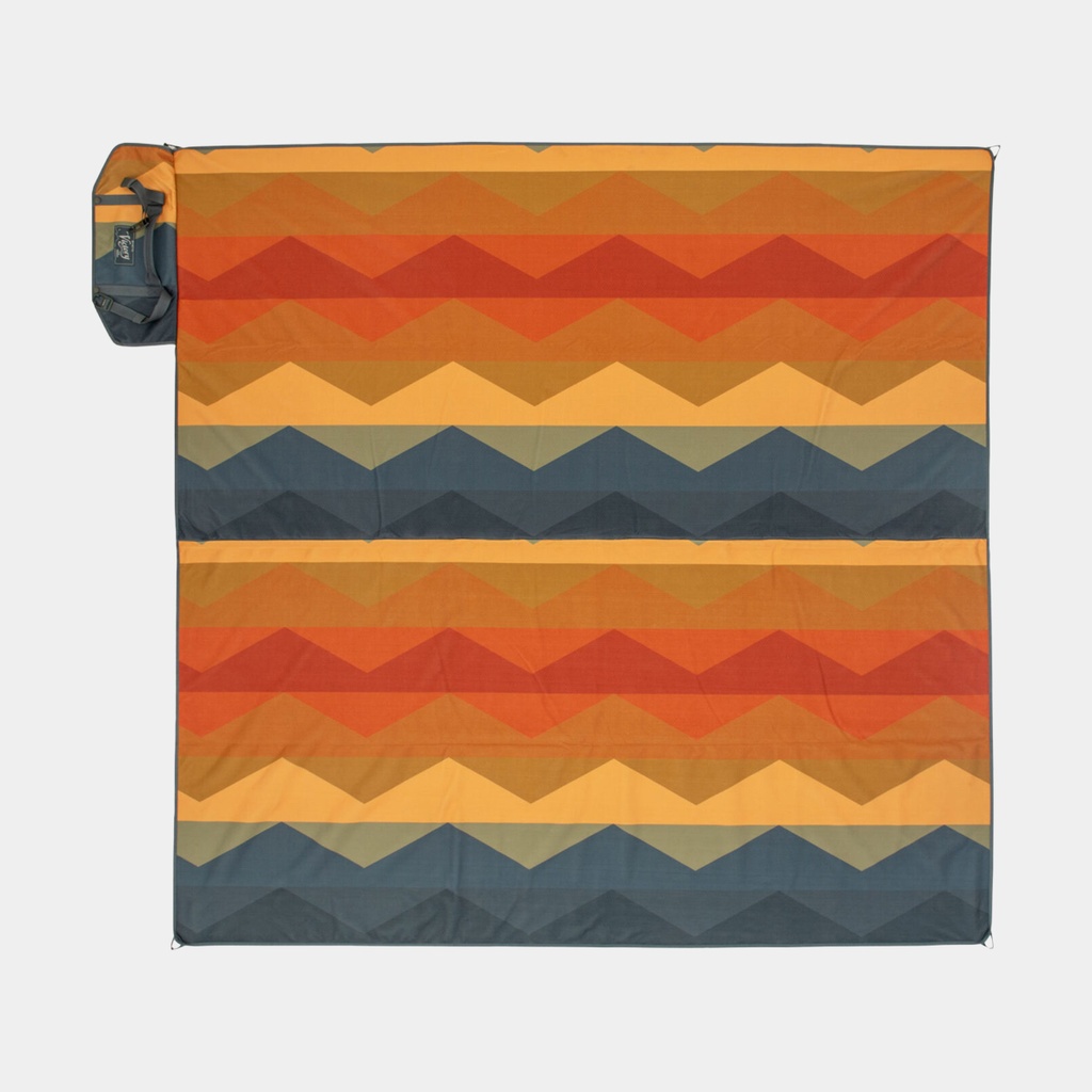 Victory Patio Blanket Large Fortress Mirage 